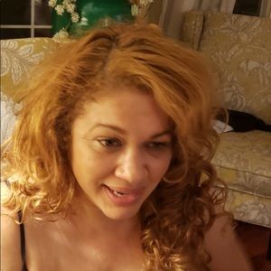 Meet your Posher, Eve